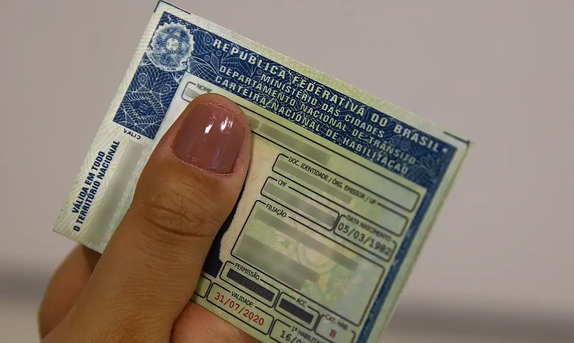 Carteira de motorista: novas regras passam a valer esta semana