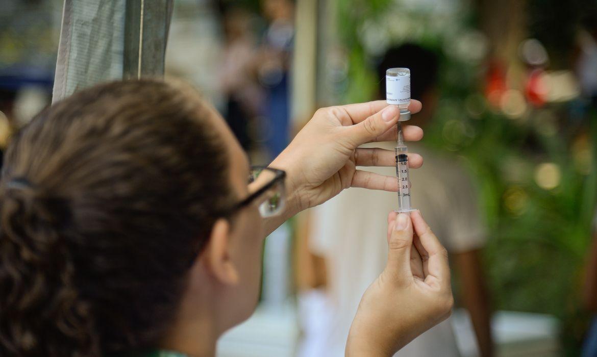 Quer se proteger contra a gripe? Saiba quando e onde se vacinar