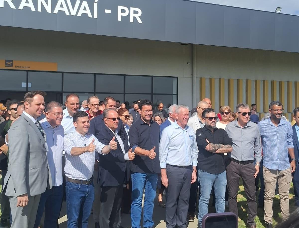 Afagos políticos marcam inauguração do Terminal de Passageiros no aeroporto