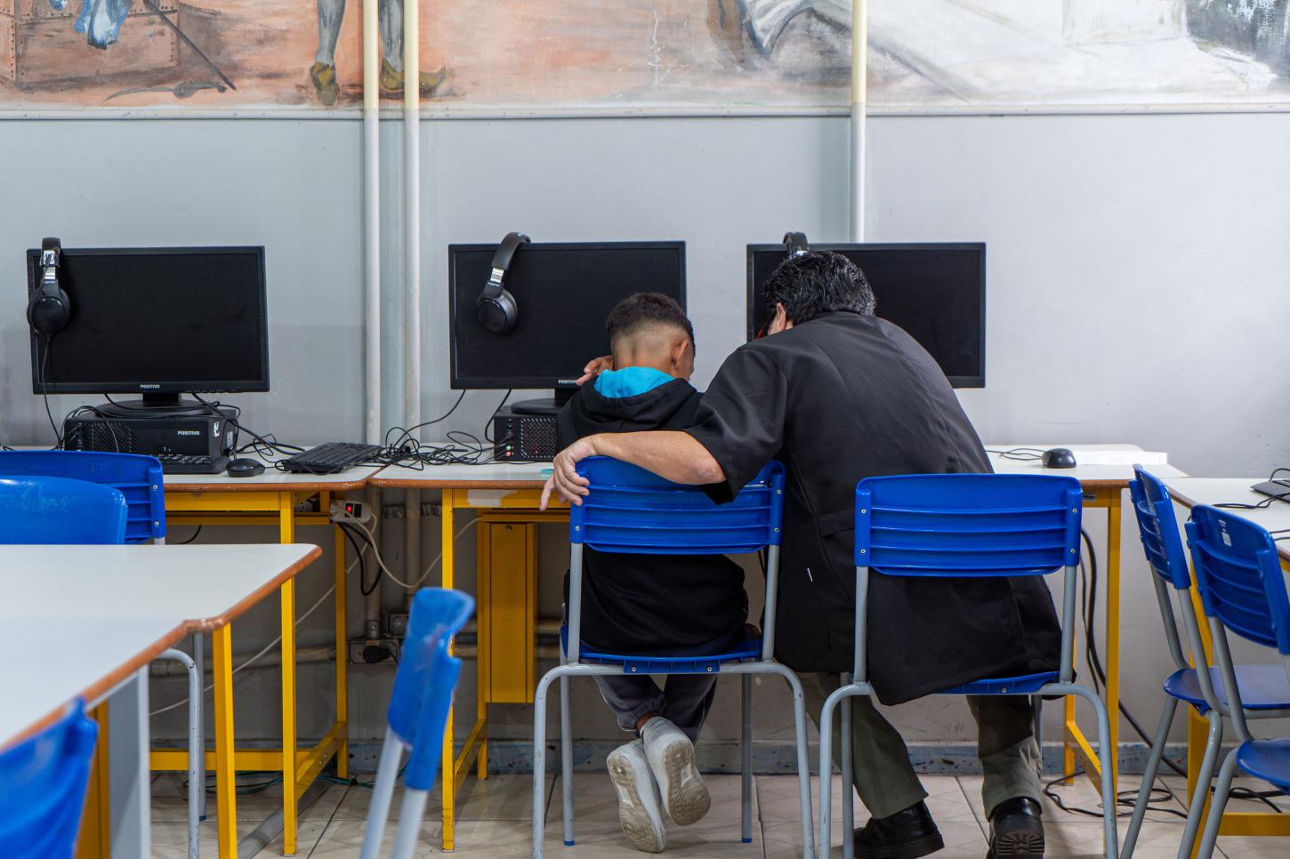 Escolas do Paraná abrem as portas para pais e responsáveis 