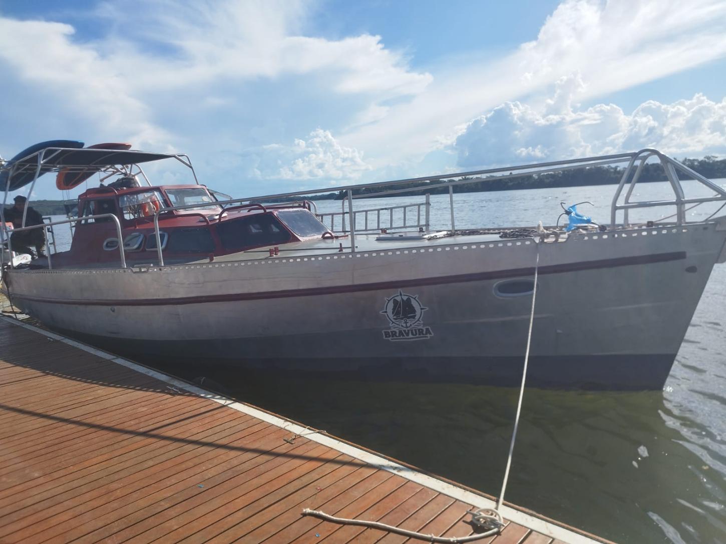 Turistas são rendidos e tem veleiro roubado em Porto Rico