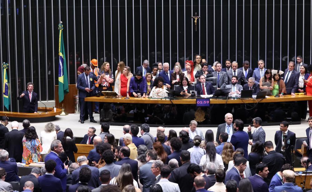 Ausente, Tião Medeiros não votou na sessão que derrubou a escala 6x1