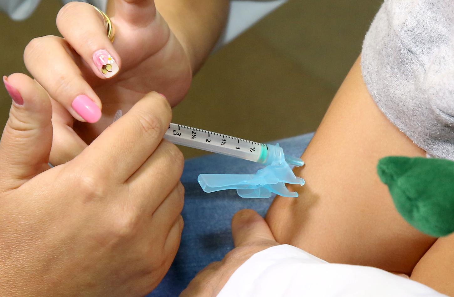 Paraná reforça chamada para vacinação contra gripe