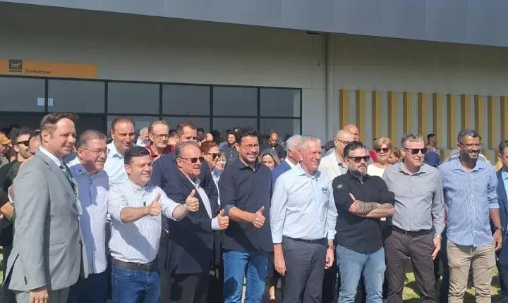 Afagos políticos marcam inauguração do Terminal de Passageiros no aeroporto
