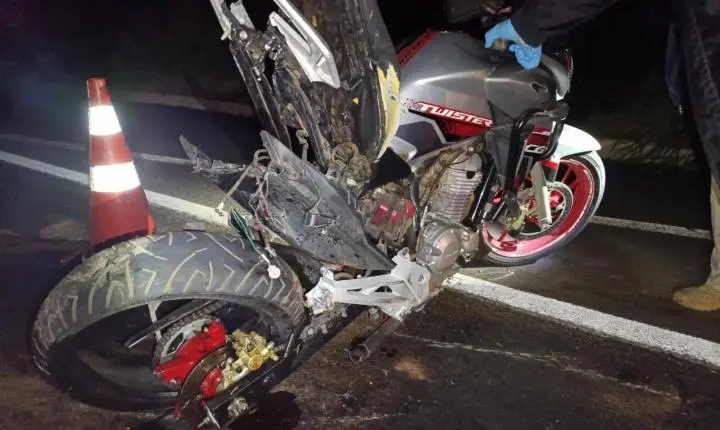 Dois acidentes na BR-376 com quatro mortos na região de Paranavaí