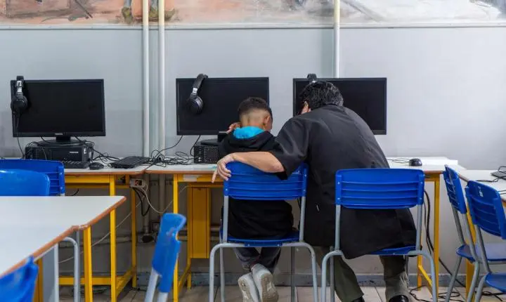 Escolas do Paraná abrem as portas para pais e responsáveis 