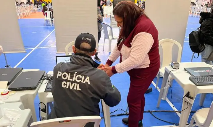 PCPR na Comunidade oferece serviços de polícia judiciária à população de Paranavaí